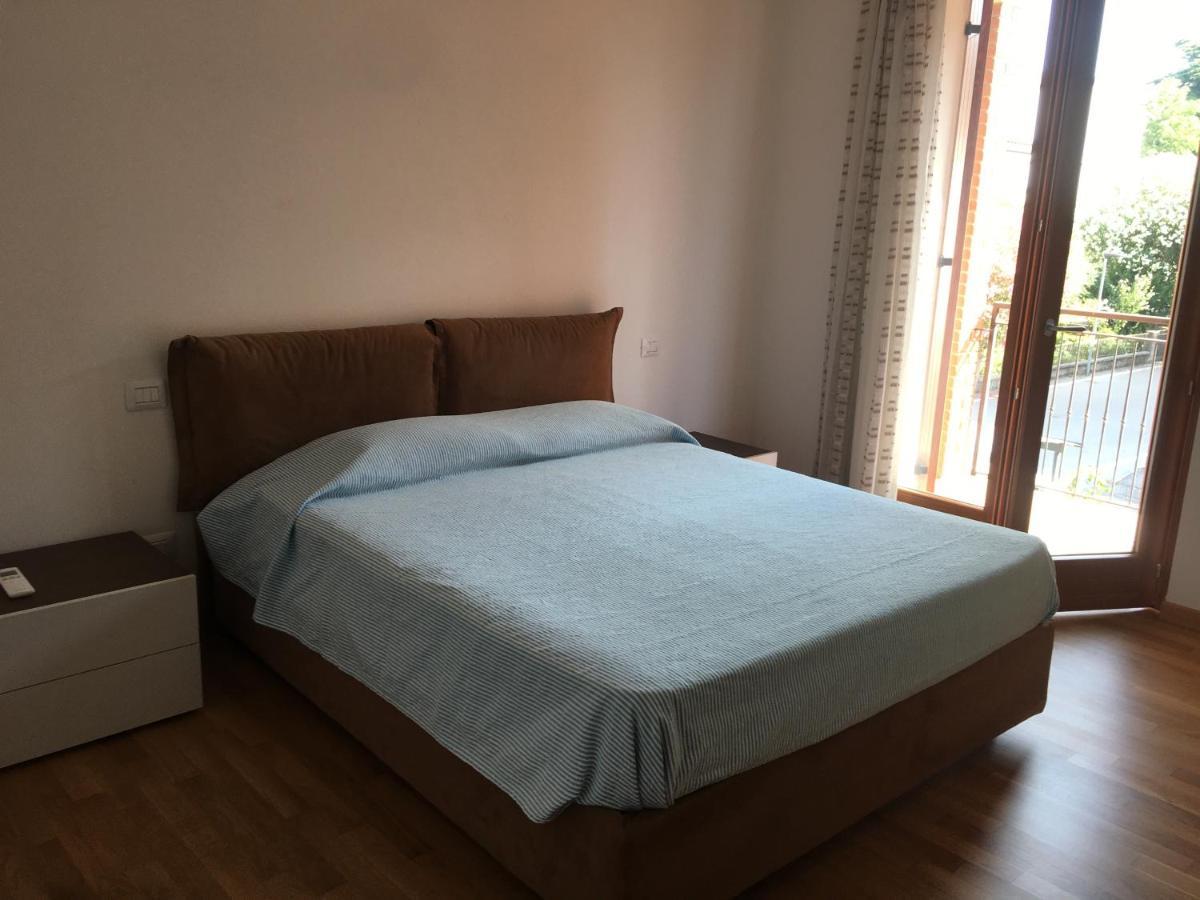 Apt 23 Residence Delle Rose Peschiera del Garda Bagian luar foto